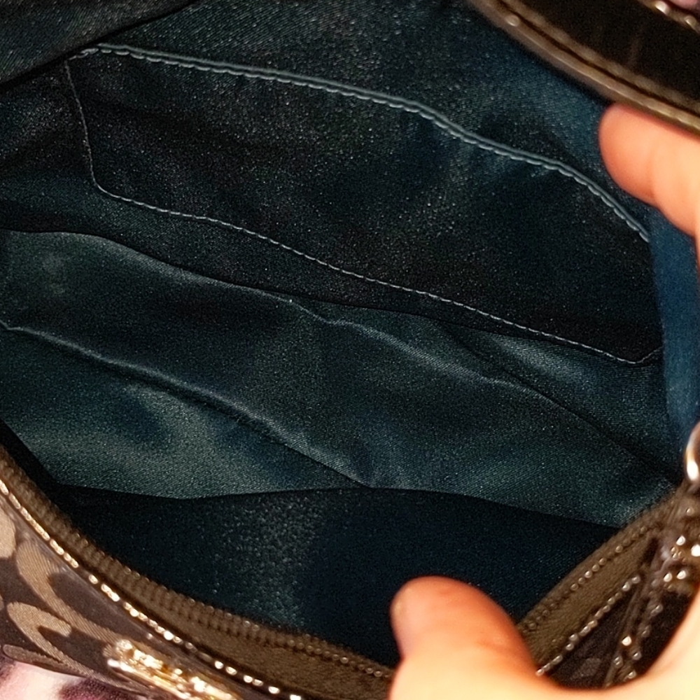 Coach small handbag - Picture 4 of 4